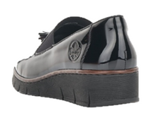 Load image into Gallery viewer, Rieker Ladies Black Patent Slip-On Shoe
