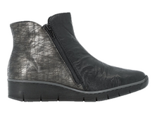 Load image into Gallery viewer, Rieker Ladies Black Two Zip Boot
